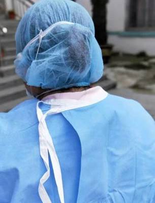 伊利捐赠1.5万个“勒耳朵神器”，呵护一线医护人员的坚韧与担当